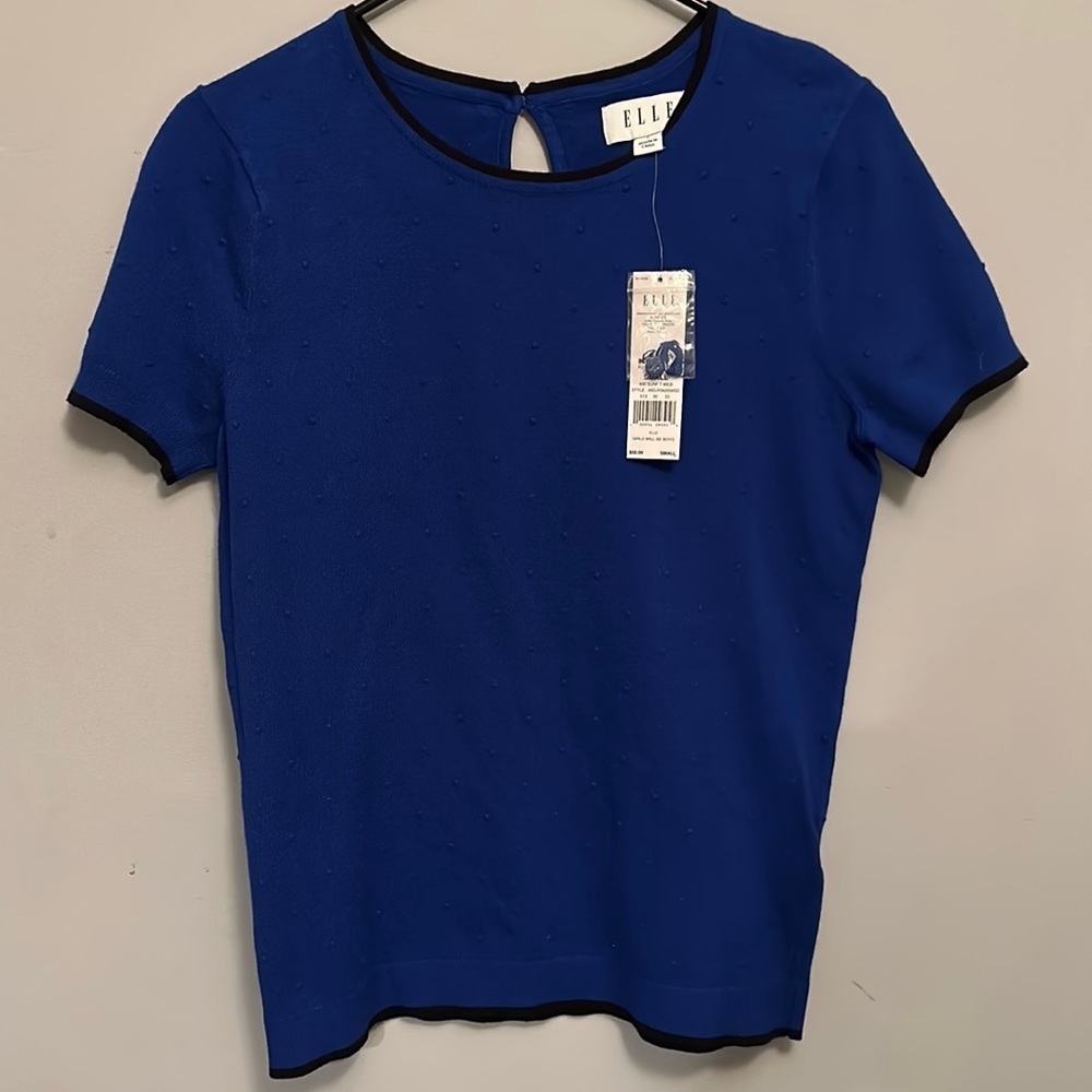 ELLE Blue Top Black Outline Dot Stitch Texture Size Small